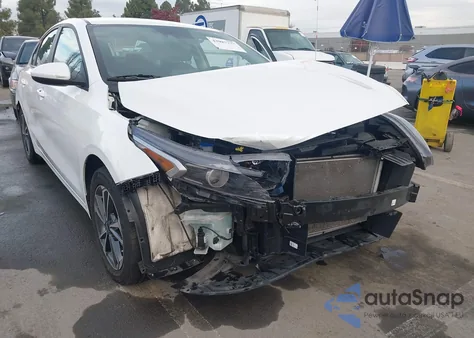 2023 Kia Forte Lxs из США, поврежденный, VIN 3KPF24AD7PE618110